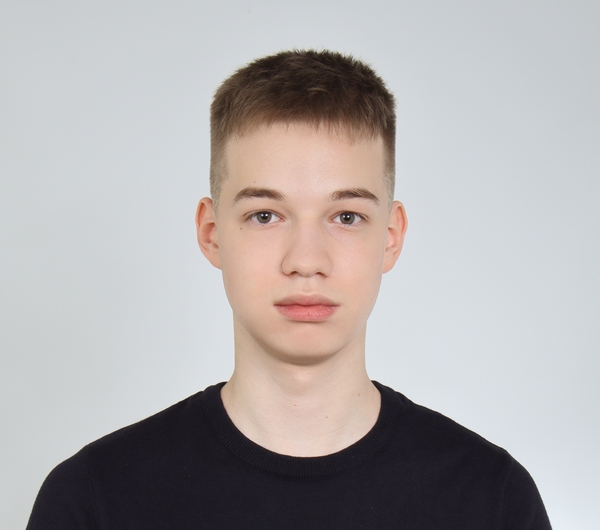 Максим Нагорнюк